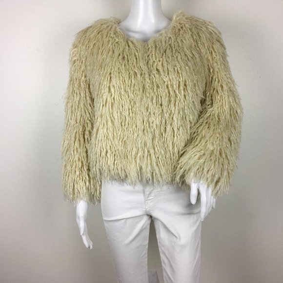 Jocelyn Womam Faux Fur Jacket Coat Color Ivory